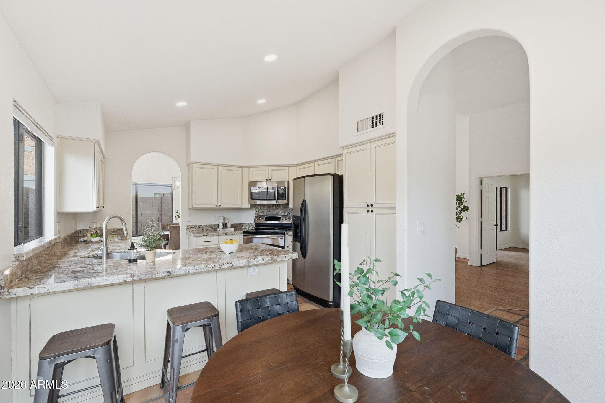 8859 GRANDVIEW Drive